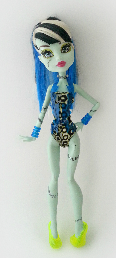 Monster High Doll Frankie Stein Swim Class MIB