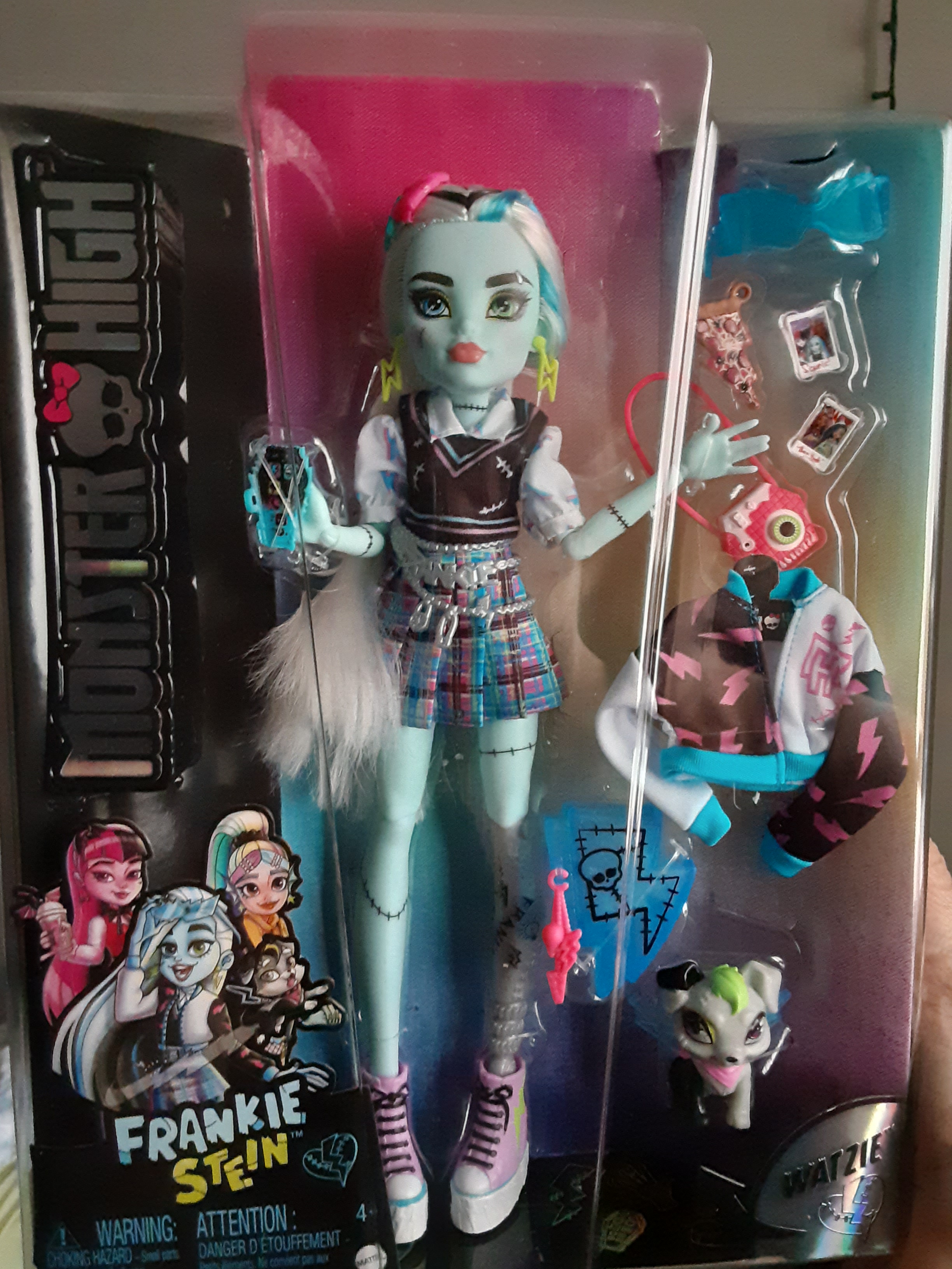Bundle of 3 Monster High® Dolls (Clawdeen Wolf™ & Frankie Stein